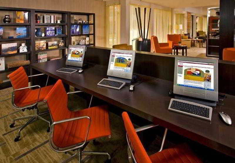 คอร์ตยาร์ด แจ็คสันวิลล์ บัตเลอร์ บูเลอวาร์ด Hotel แจ็กสันวิลล์ ภายนอก รูปภาพ